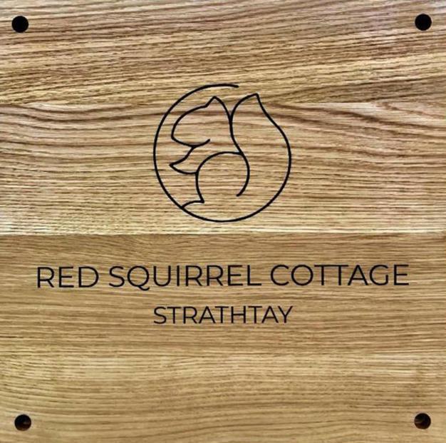 Strathtay Red Squirrel Cottage מראה חיצוני תמונה
